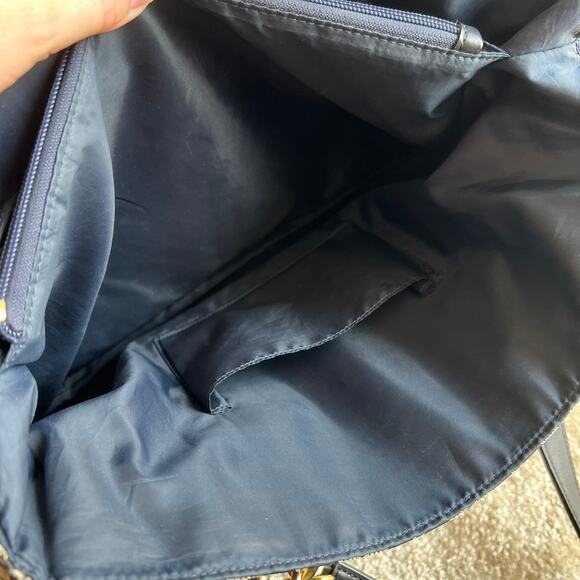 Tommy Hilfiger Signature "TH" Logo Black & Tan Large Canvas Purse 2019 - Picture 14 of 16